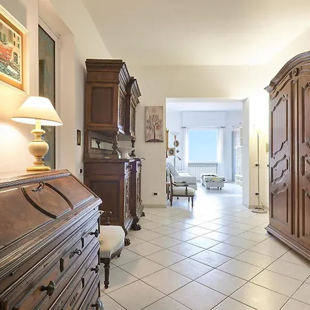 Sottovento Apartament *